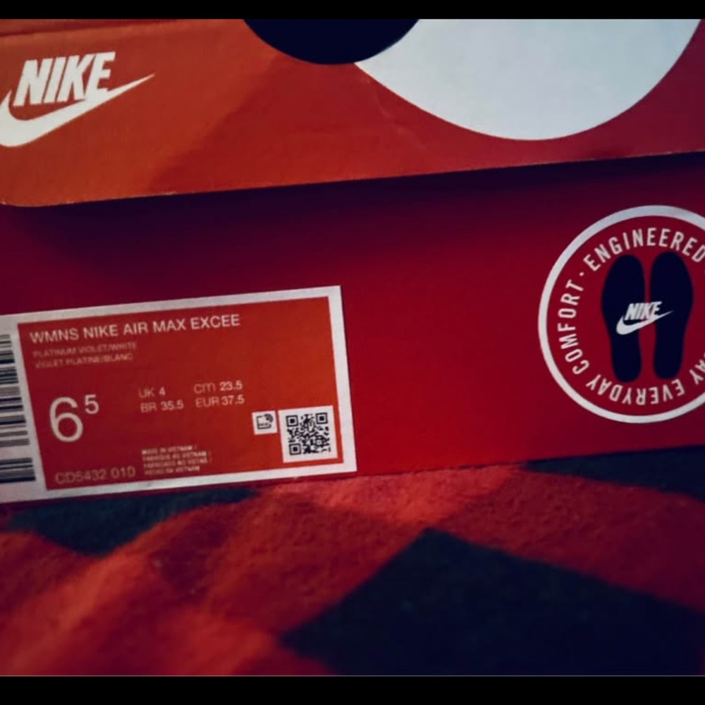 NWT NIKE AIR MAX SIZE 6.5 - Picture 7 of 7